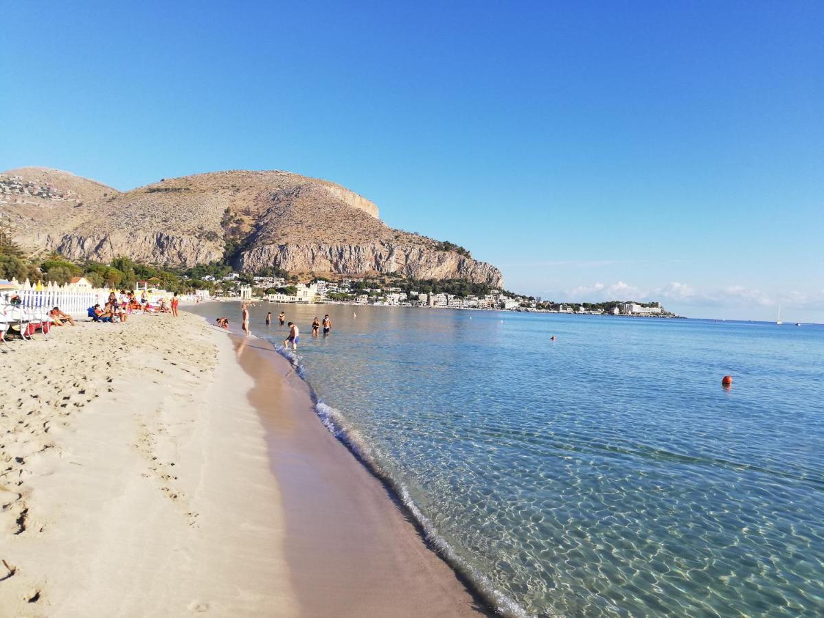 פלרמו Charming Apartment In Mondello מראה חיצוני תמונה