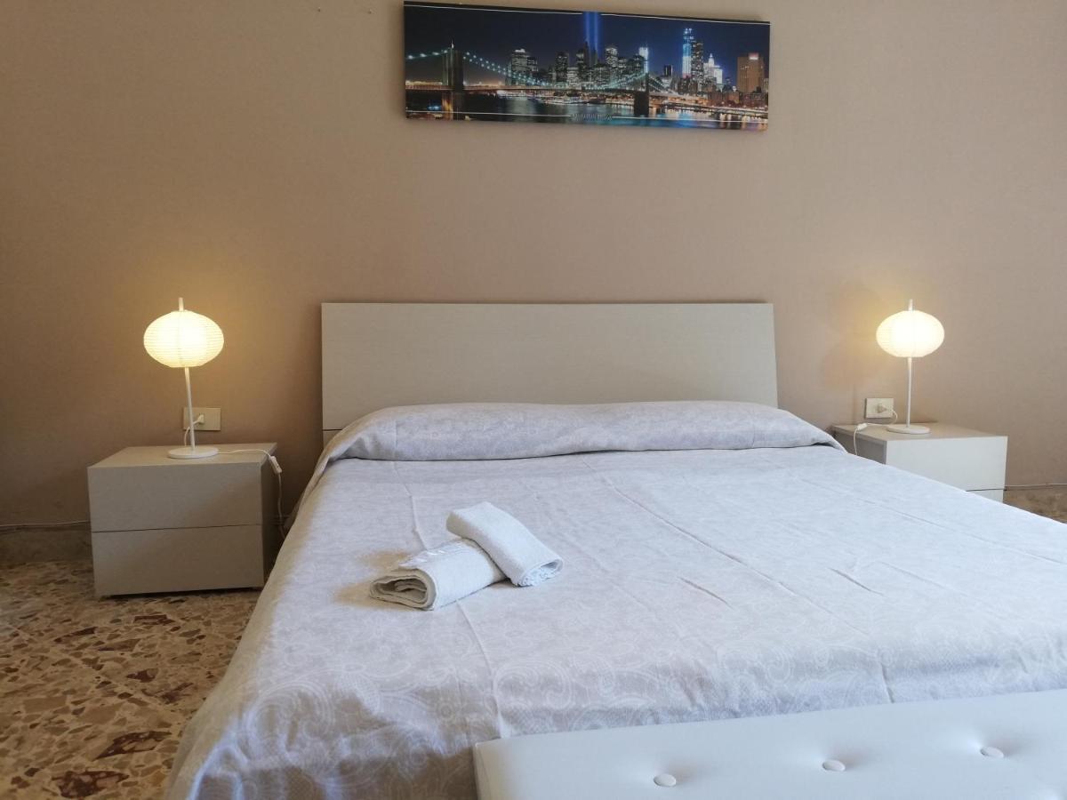 פלרמו Charming Apartment In Mondello מראה חיצוני תמונה